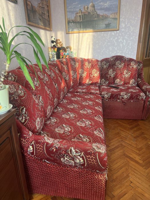 Продам кутовий диван