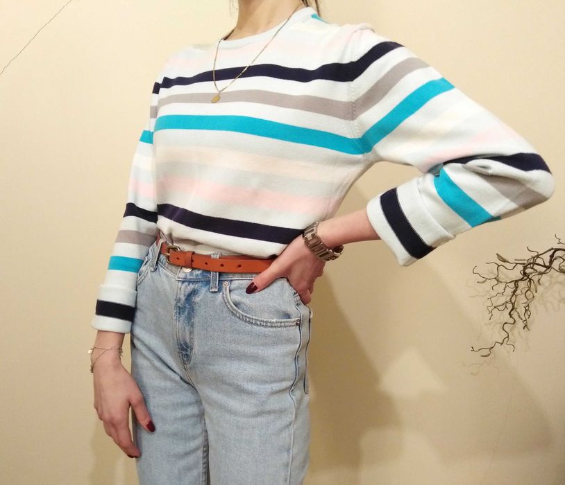 Oversize sweter w paski, Pastel striped sweater