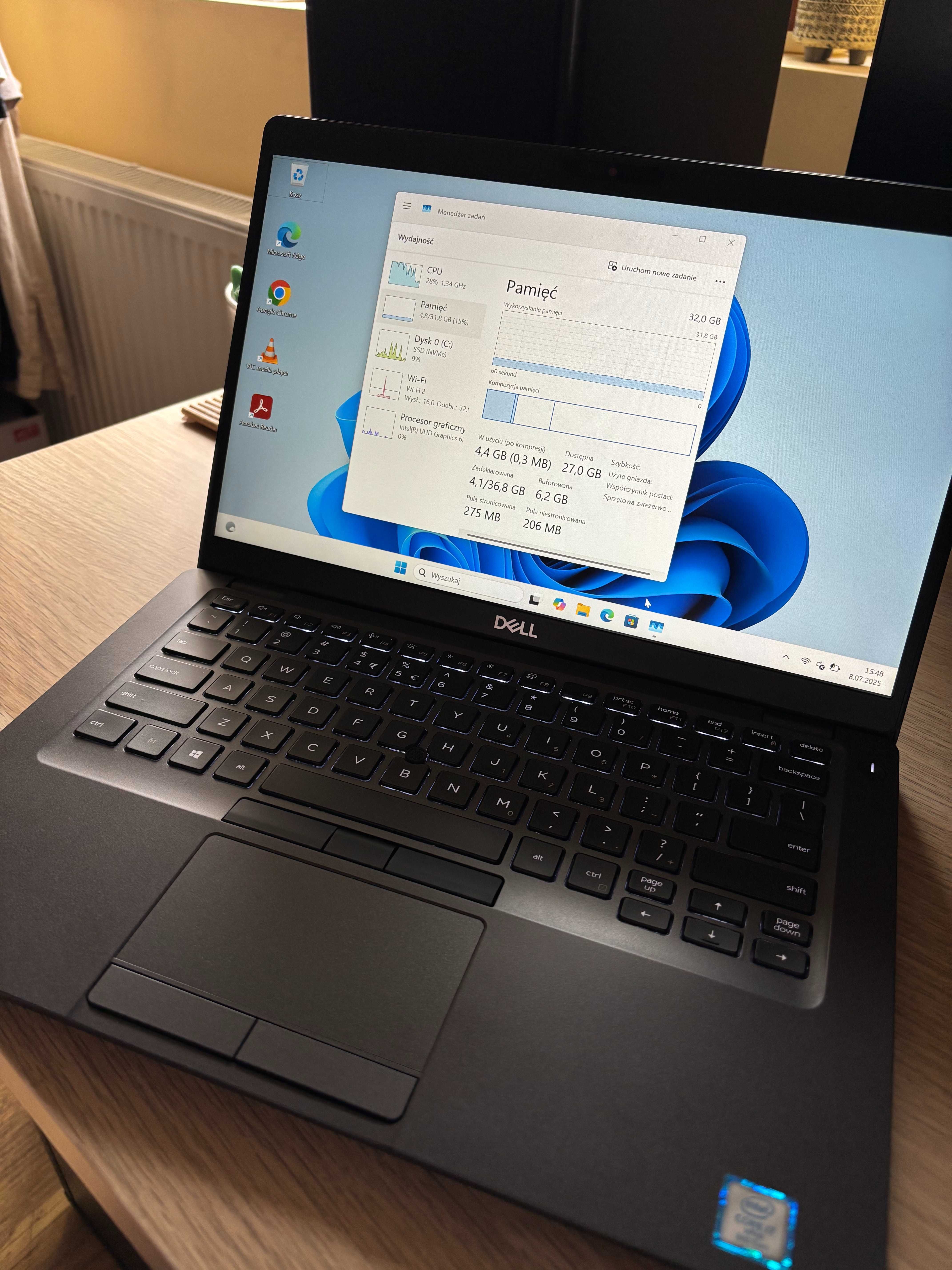 Dell Latitude 5400 | i7 8gen. | 32GB RAM | 256GB SSD | Windows 11 Pro