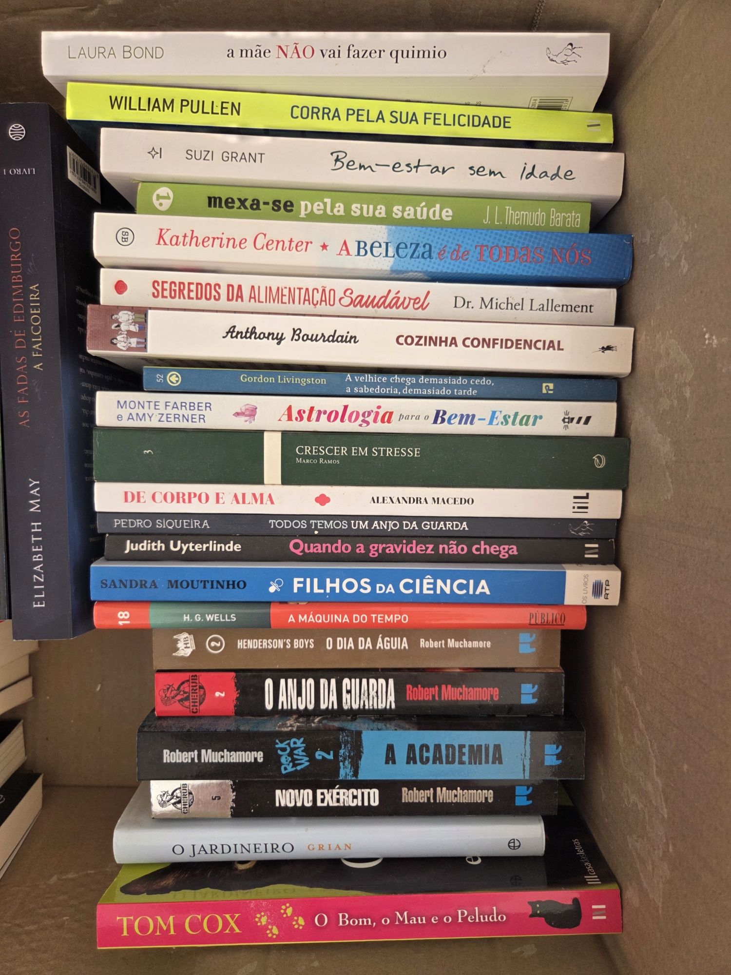 Vendo livros, diversas temáticas