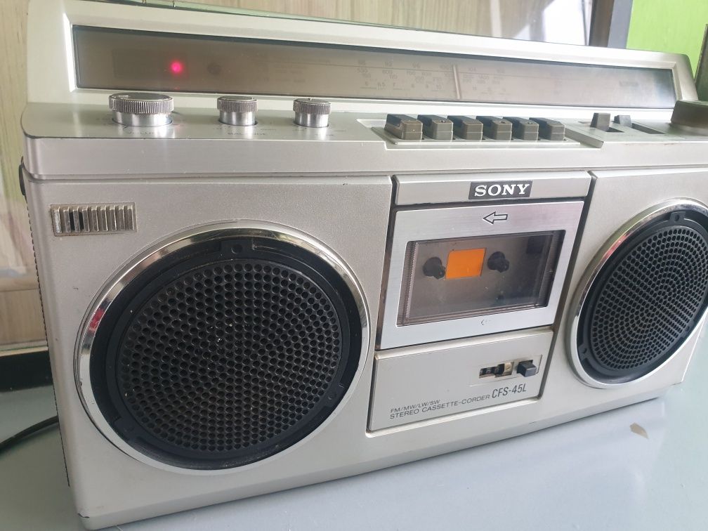 Radiomagnetofon Sony CFS-45L 1980 prl