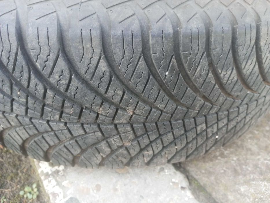 Продам шини р 15 195/65