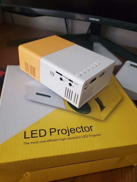 Led projector USB