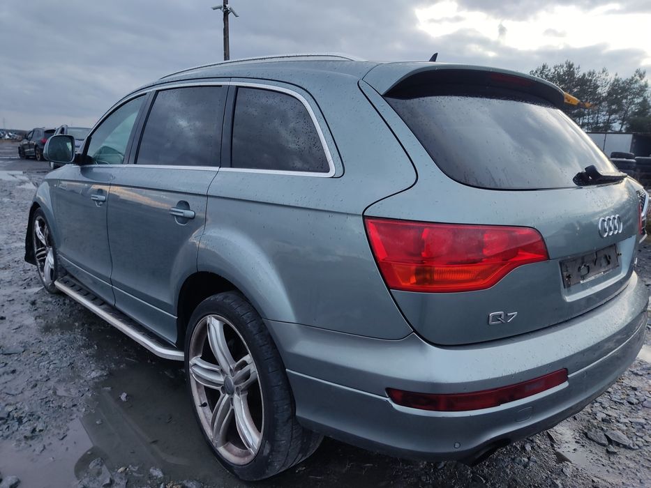 Karoseria Audi Q7 LY7E S-Line Maska Zderzak Błotnik Drzwi Klapa Zielon