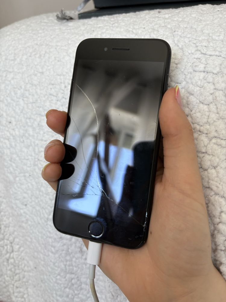 Iphone 7 preto usado com capa