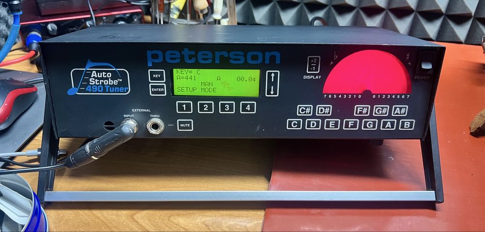 Peterson AutoStrobe 490 Tuner stroboskopowy do strojenia akordeonów