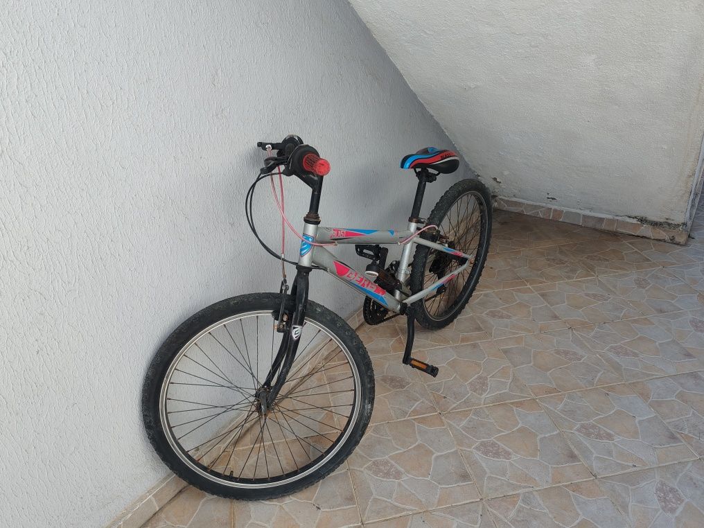 Bicicleta ótima conservada