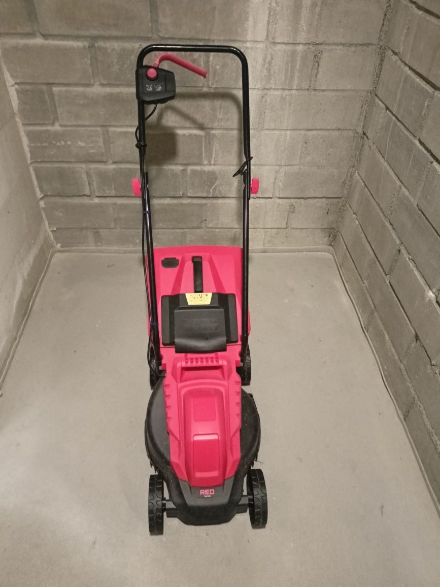 Sprzedam kosiarkę elektryczną