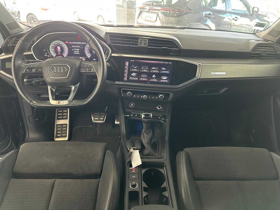 Audi Q3 S Line Stronic Hibrido Plug-In