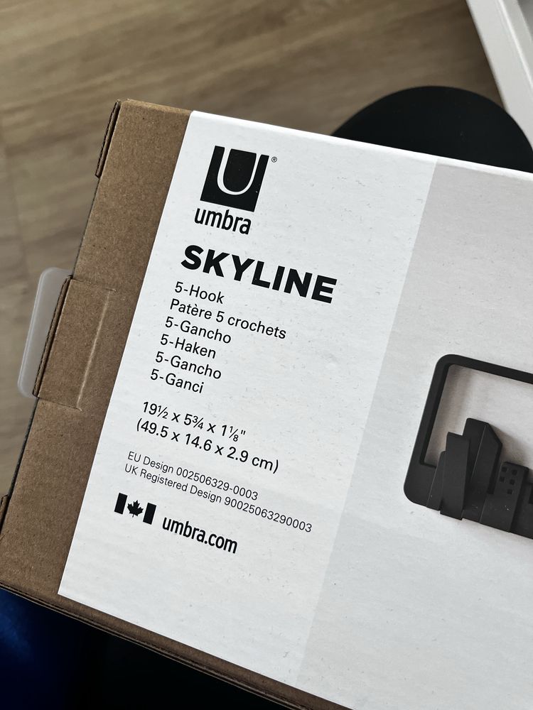 Nowy Wieszak umbra skyline