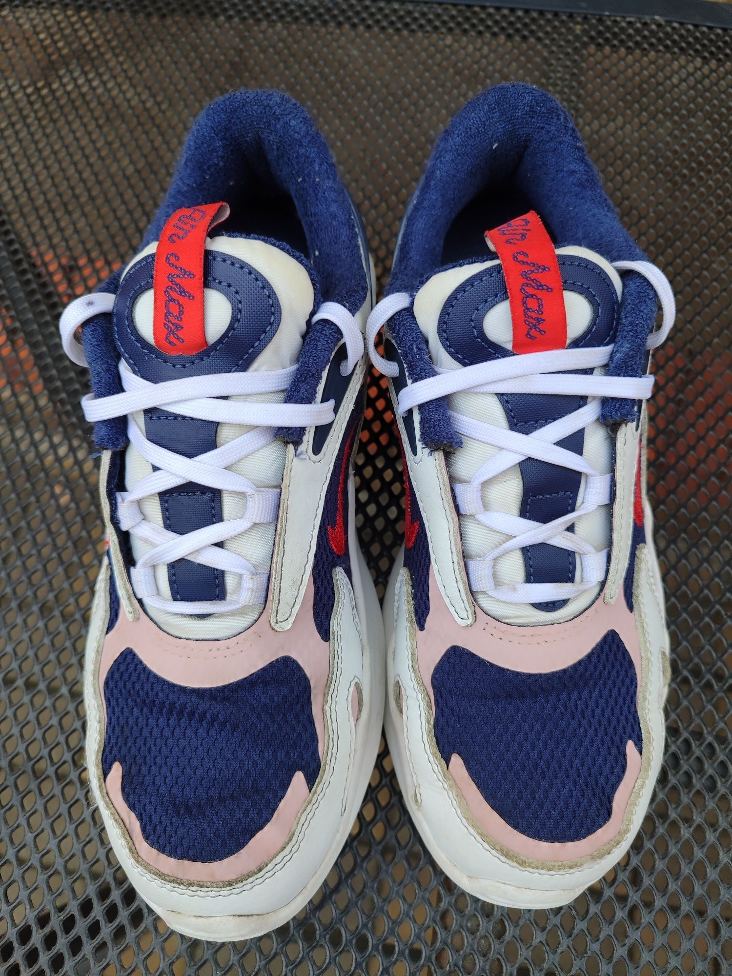 Кроссовки Nike Air Max 38 размер (оригинал)
