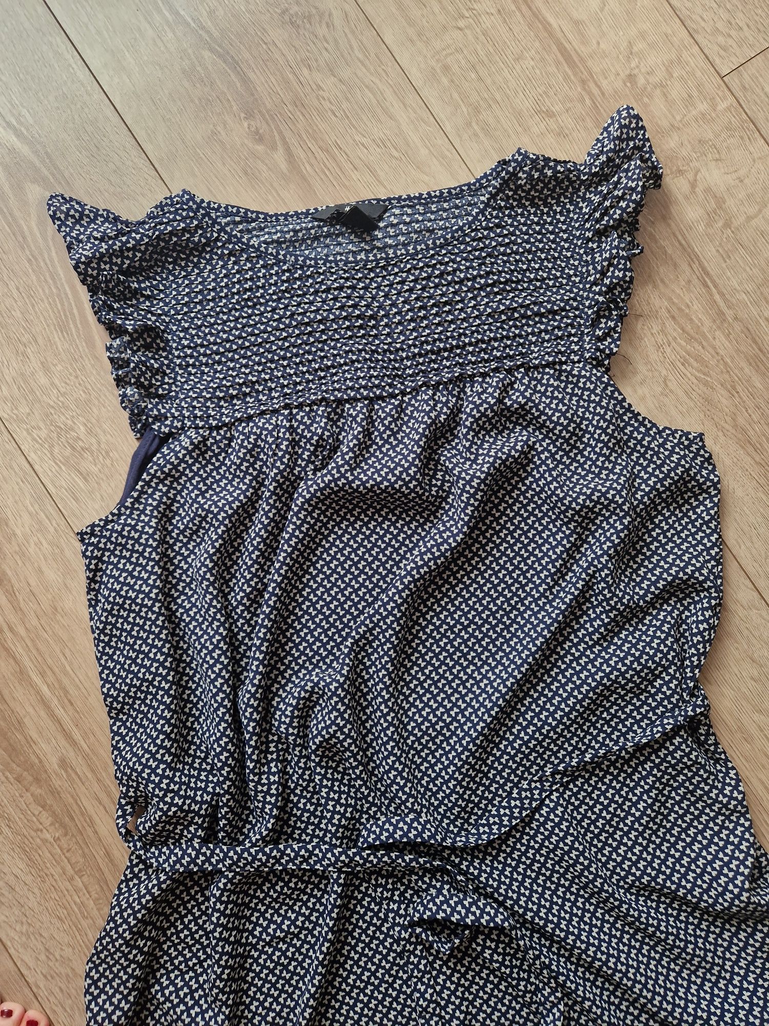 Zwiewna letnia sukienka H&M 40