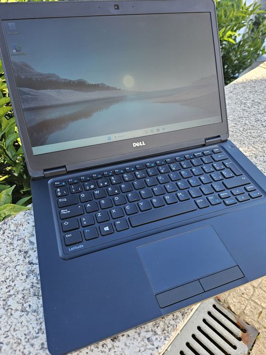 Computador Portátil Dell i5 com 8GB RAM como NOVO