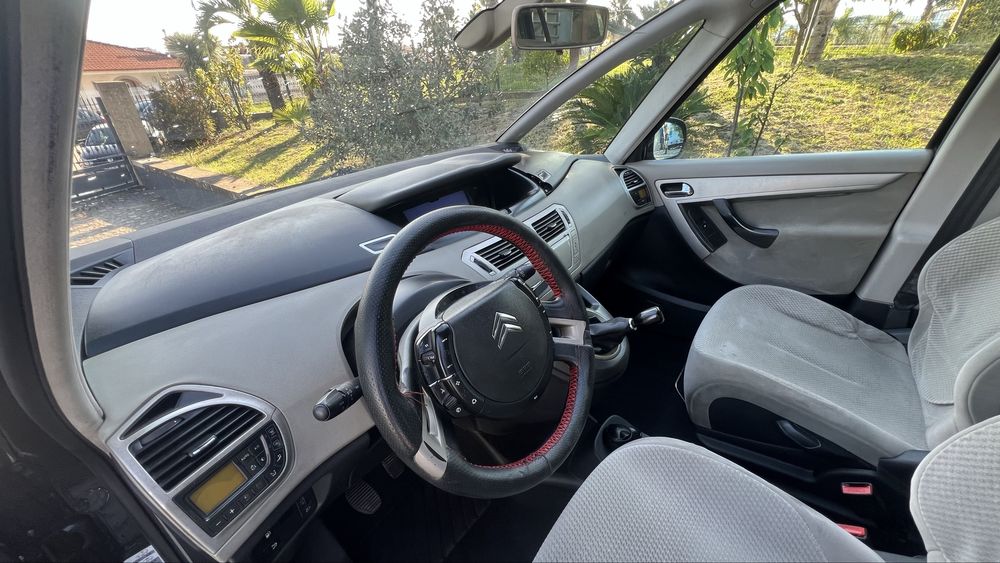 Citroen picasso 1.6hdi 7 lugares 2007 trato financiamento