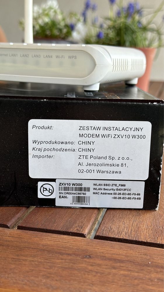 Router ZTE z modemem ADSL ZTE ZXV10 W300 WI-FI WLAN
