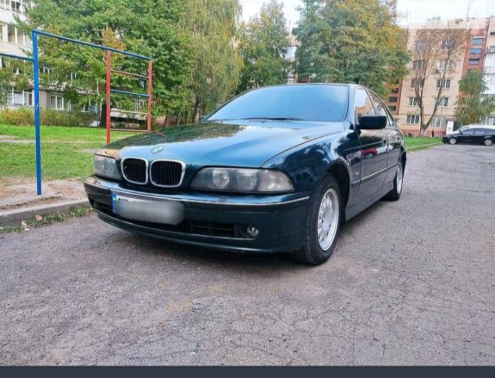 Продам BMW e39     .