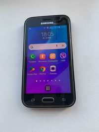 Samsung Galaxy J1, Nokia 220Dual Sim, телефоны