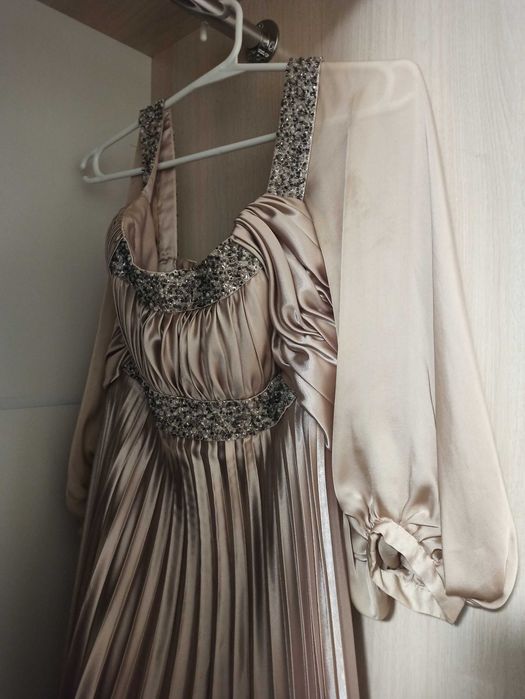 Платье плиссе выпускное свадебное 46-50р.