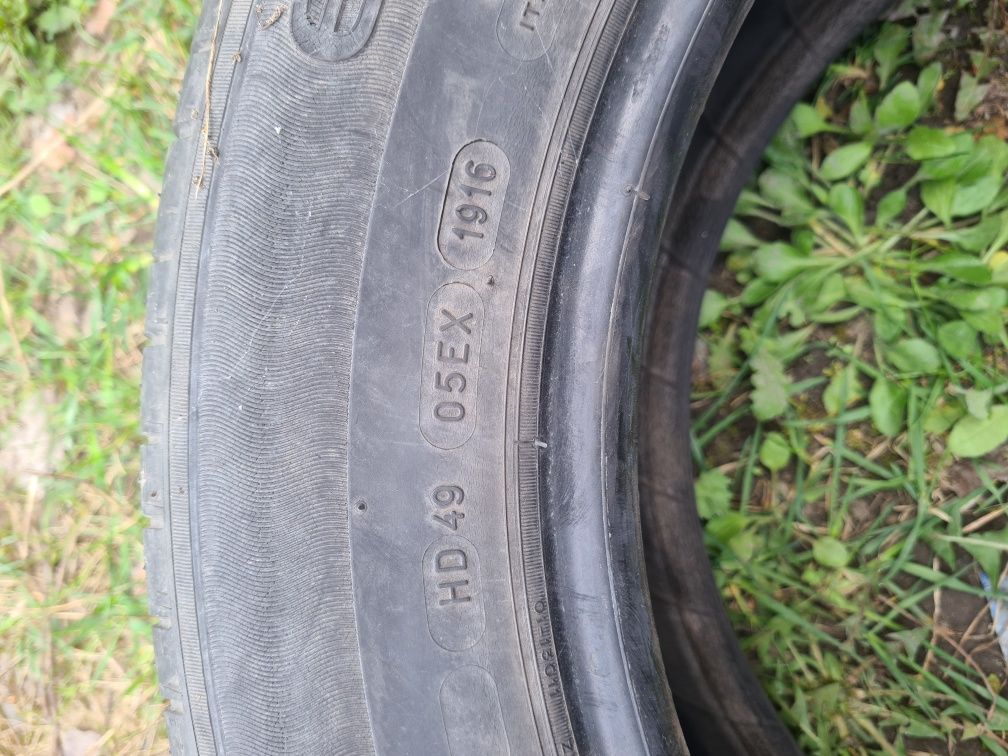 r16 215 60 Michelin