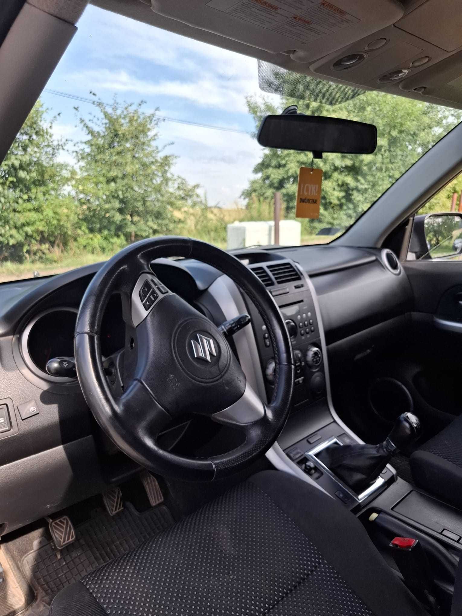 Sprzedam Suzuki Grand Vitara II 2.0 B+G 2008r.