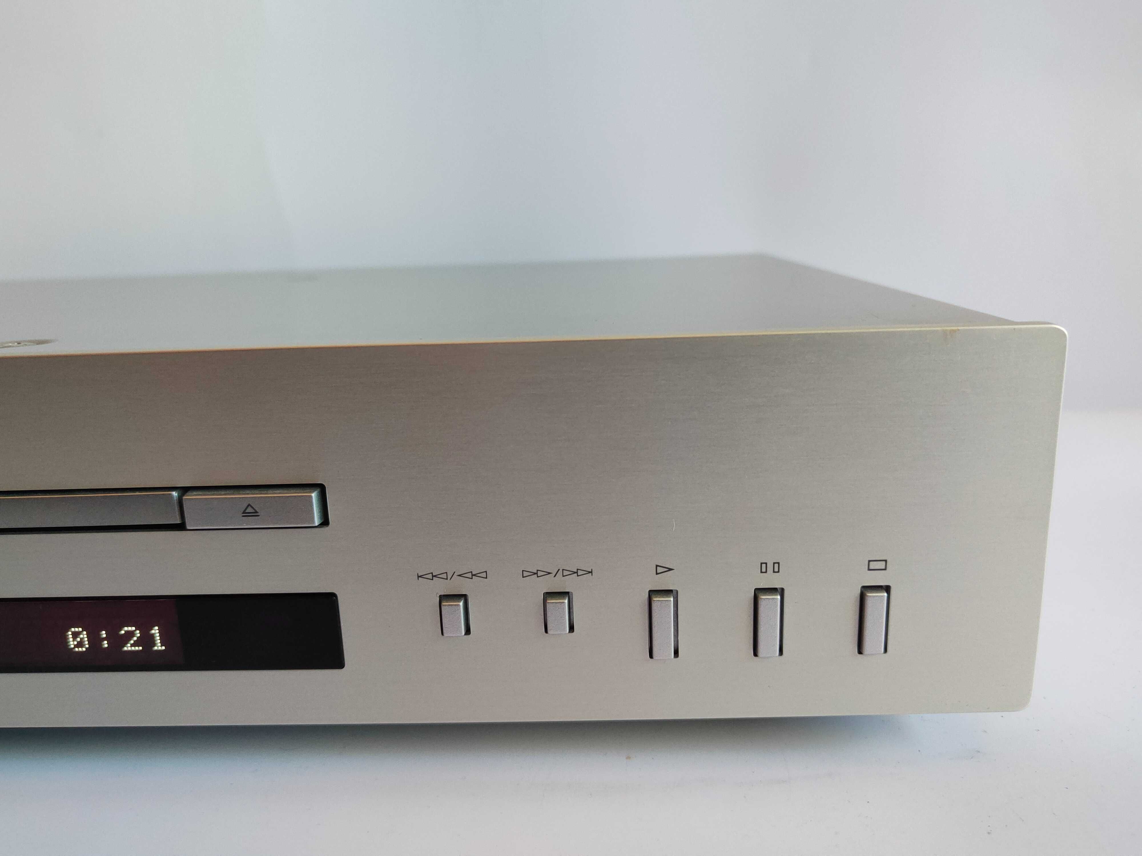 Yamaha CD-S700 odtwarzacz CD MP3 USB z pilotem