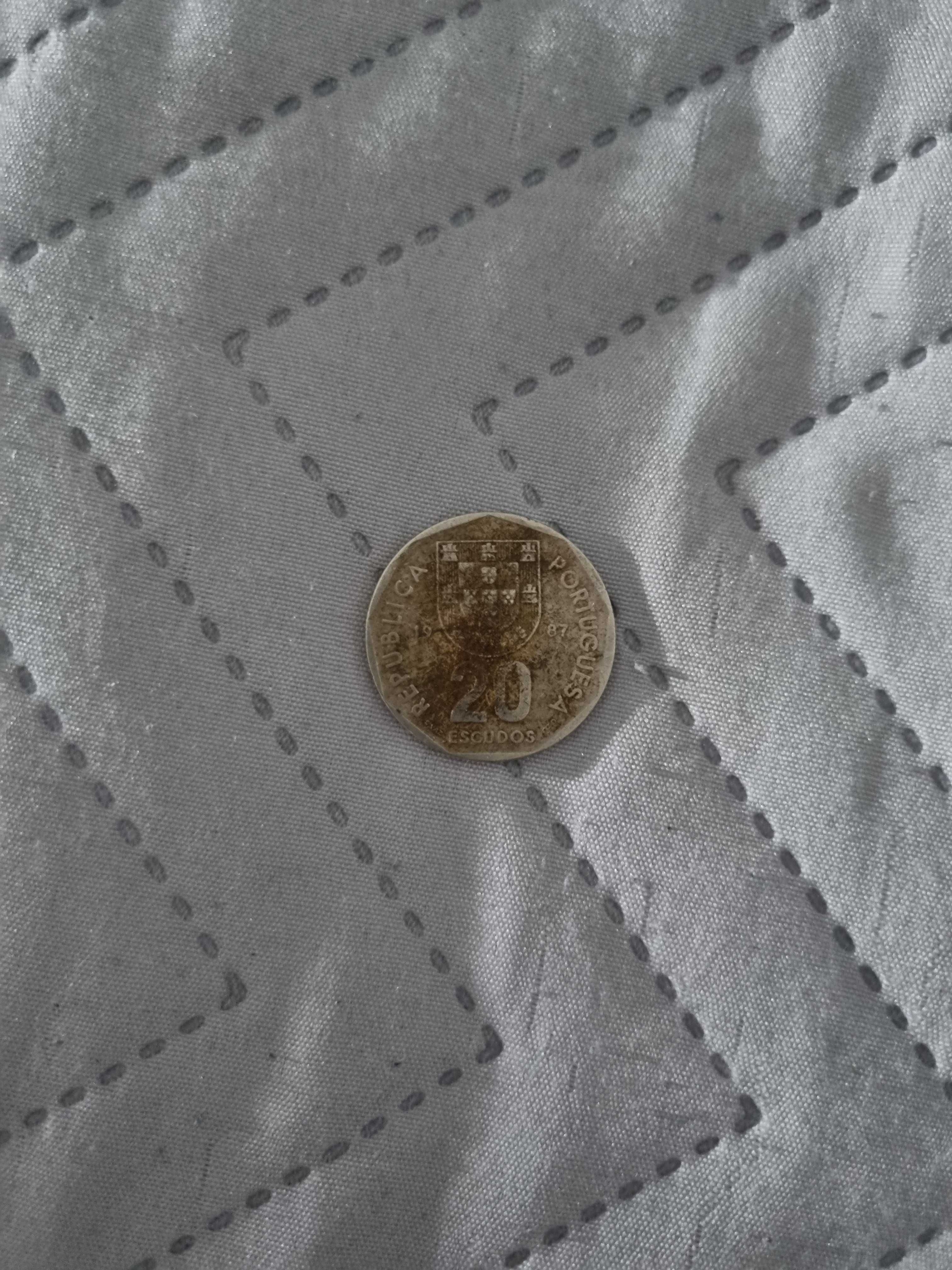 Vendo moeda de 20 escudos