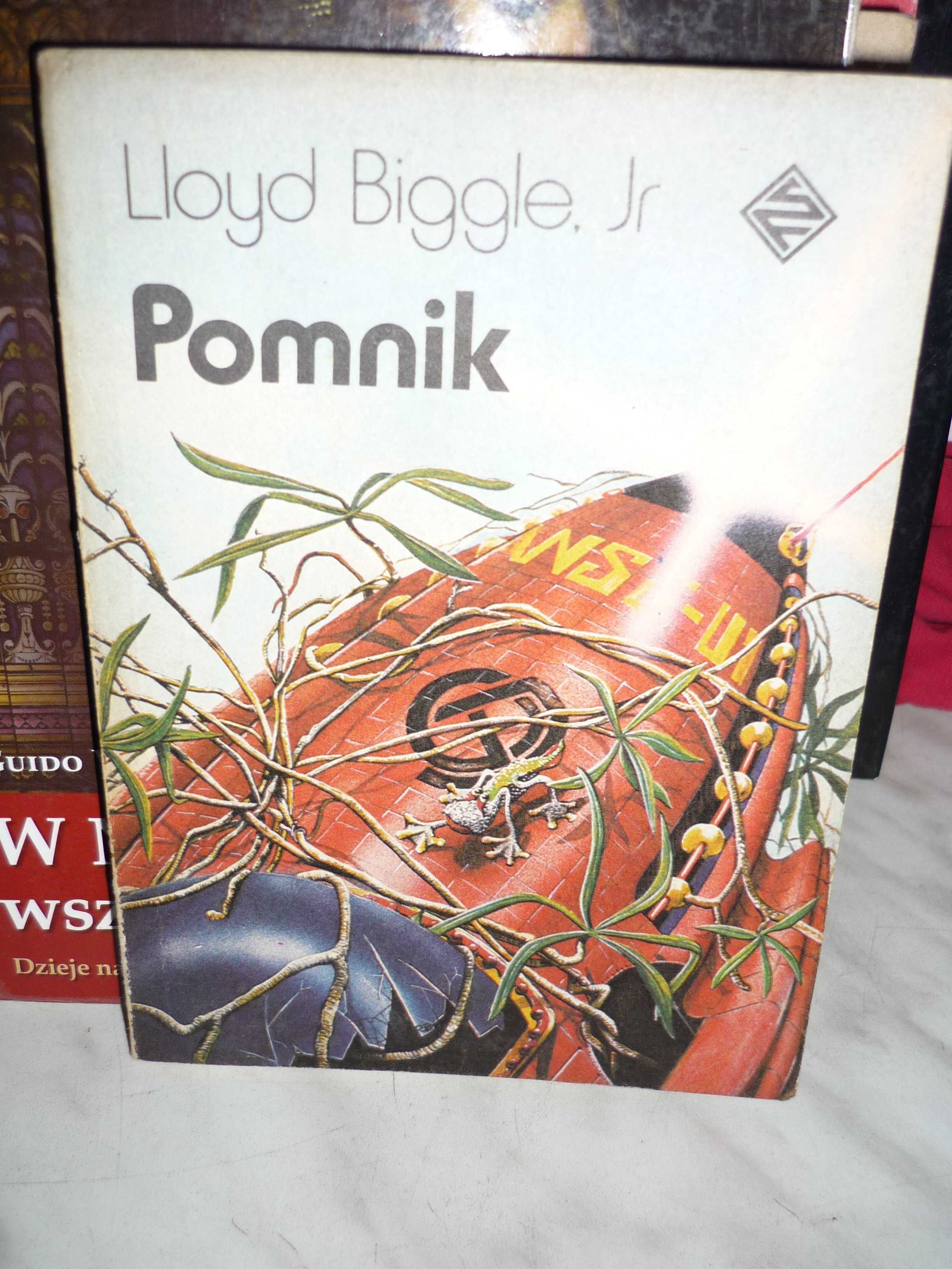 Pomnik , Lloyd Biggle Jr.