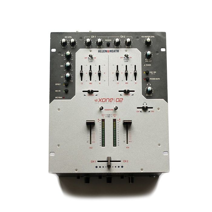 Allen&Heath XONE:02 скретчевый микшер