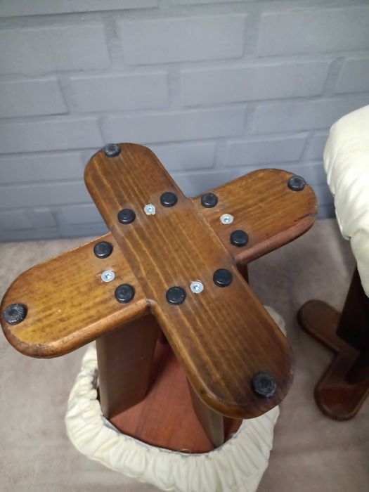 Табуретка стульчик 2 штуки с мягким сидением и дополнительным чехлом