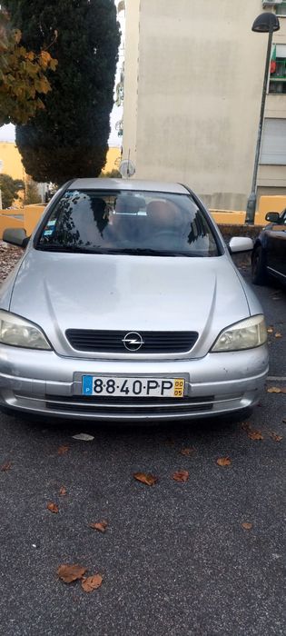 Carro impecável  com poucos kilometros