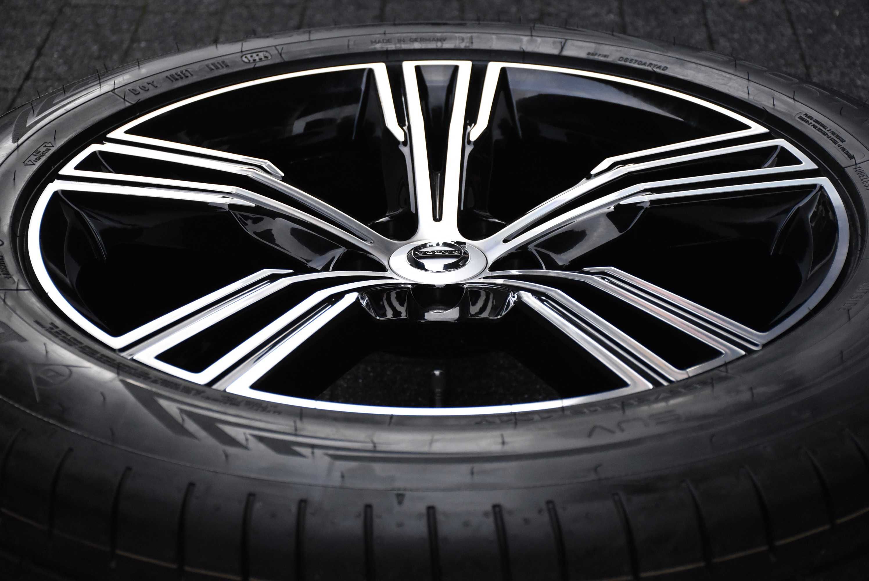 Nowe koła OEM VOLVO XC60 XC90 19" NOWE Dunlop 2024r