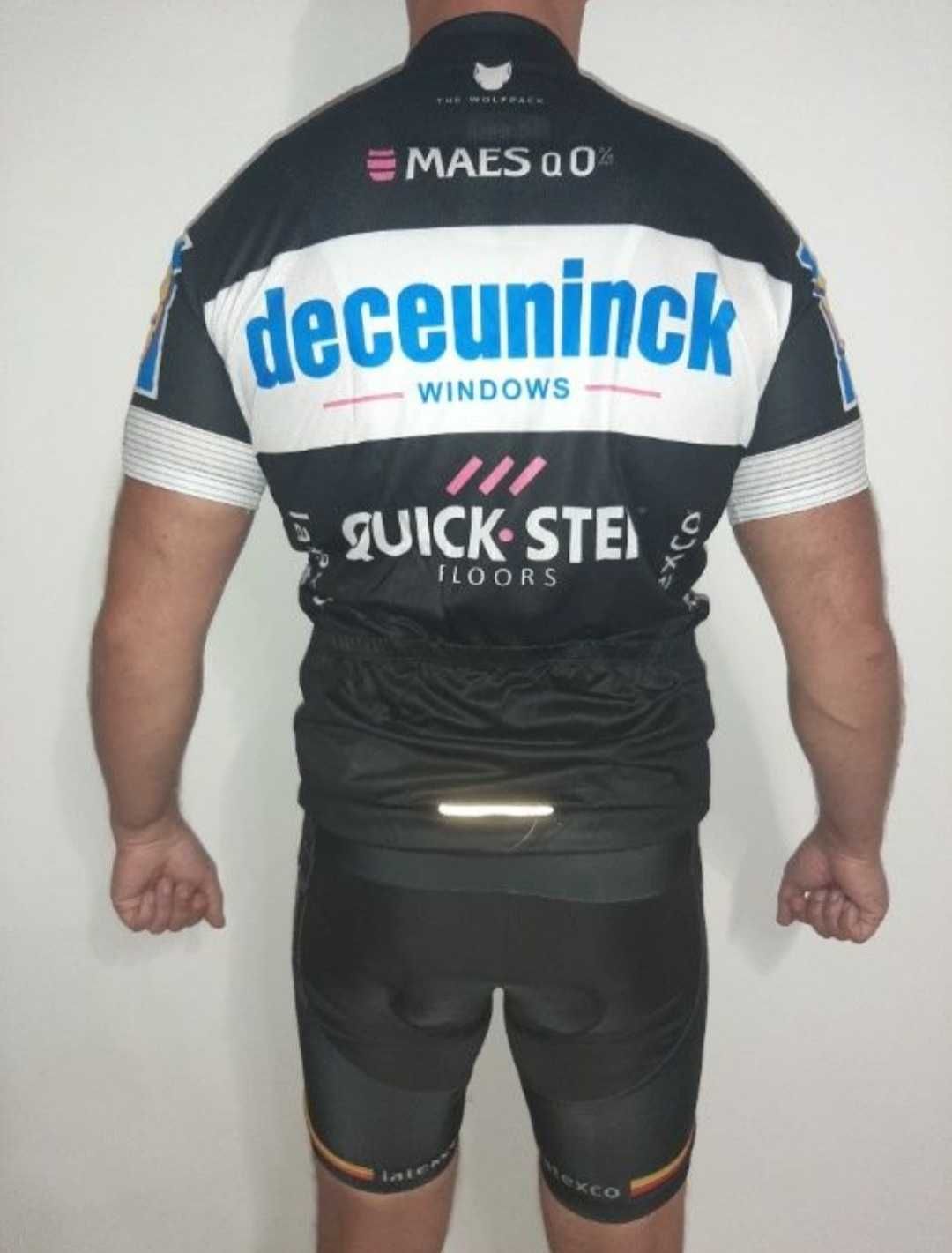 Strój koszulka + spodenki DECEUNINCK rozmiar XL