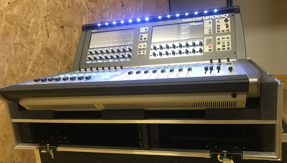 Soundcraft Vi 1000 (Package)