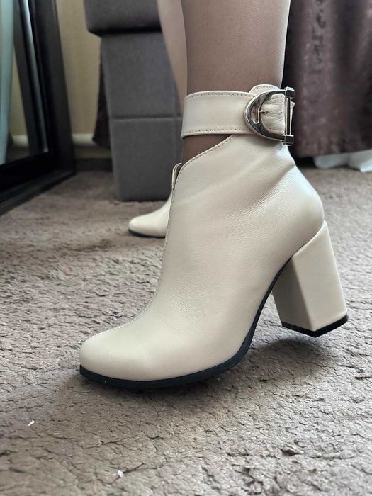 Шкіряні весняно-осінні черевики