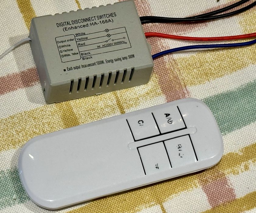 Rele com controlo remoto para LEDs
