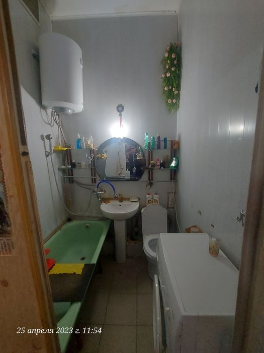 Три комнаты в комуне 108м² центр города