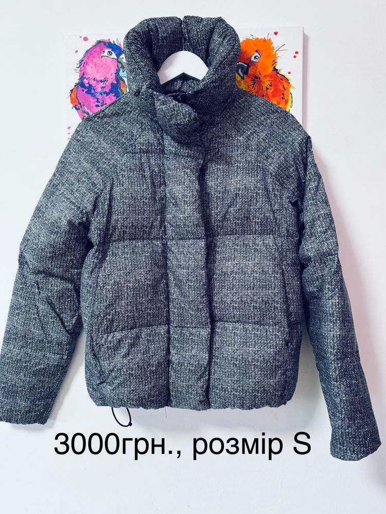 Поховики Gant, Max Mara, Lacoste (ціну знижено-по 2500 грн за кожен)