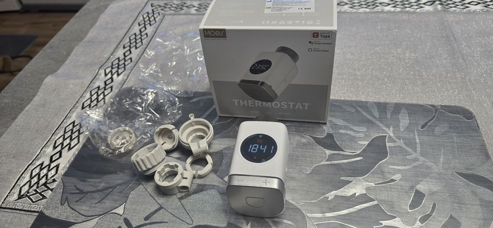 Głowica grzejnikowa zawór  termostatyczna grzejnk WiFi  Tuya. 1  Szt.