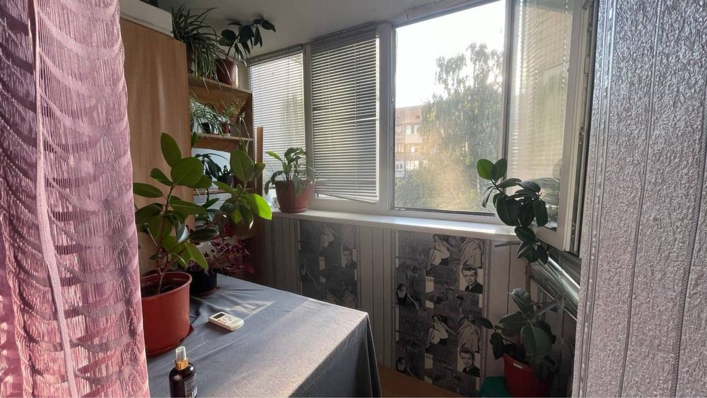 Продам 3к квартиру, вул. Синьоозерна, 4а, Святошино