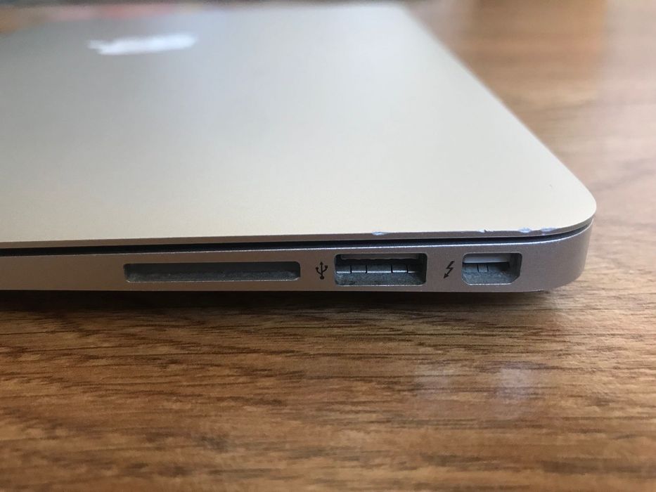 Macbook Air 13" | 2013 | RAM 8 GB | 128 GB