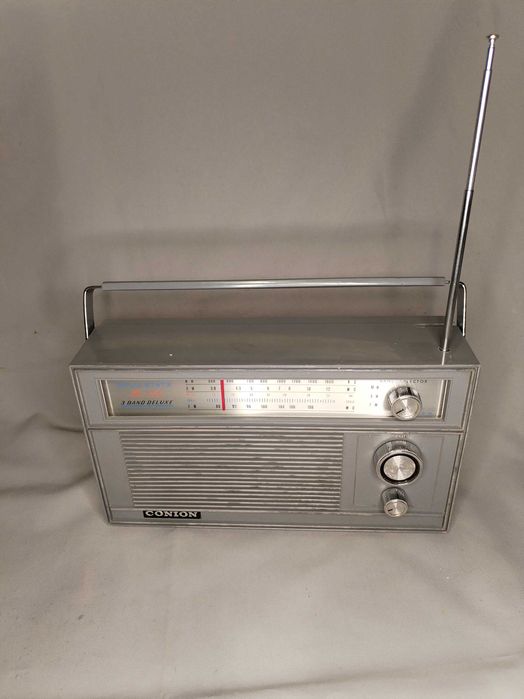 Rádio Portátil “Conion”