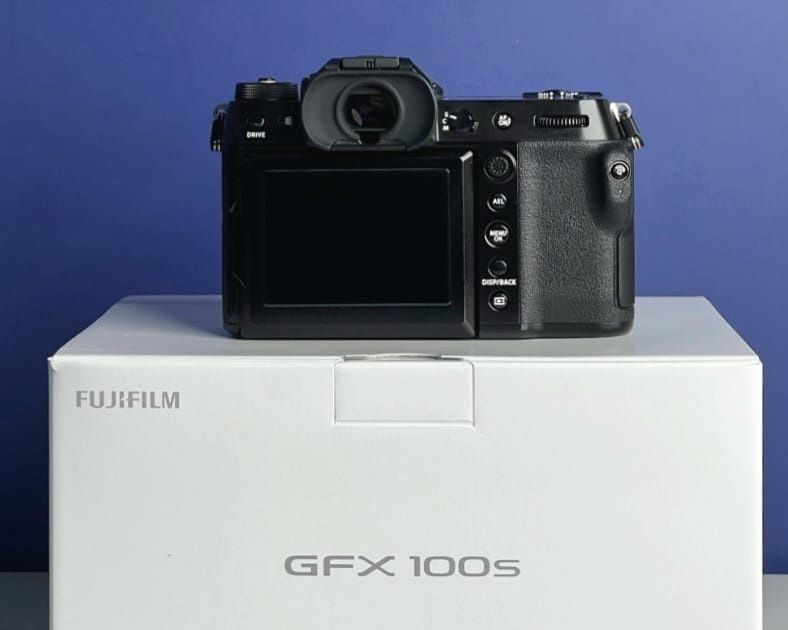 Fujifilm GFX 100S (Médio Formato)