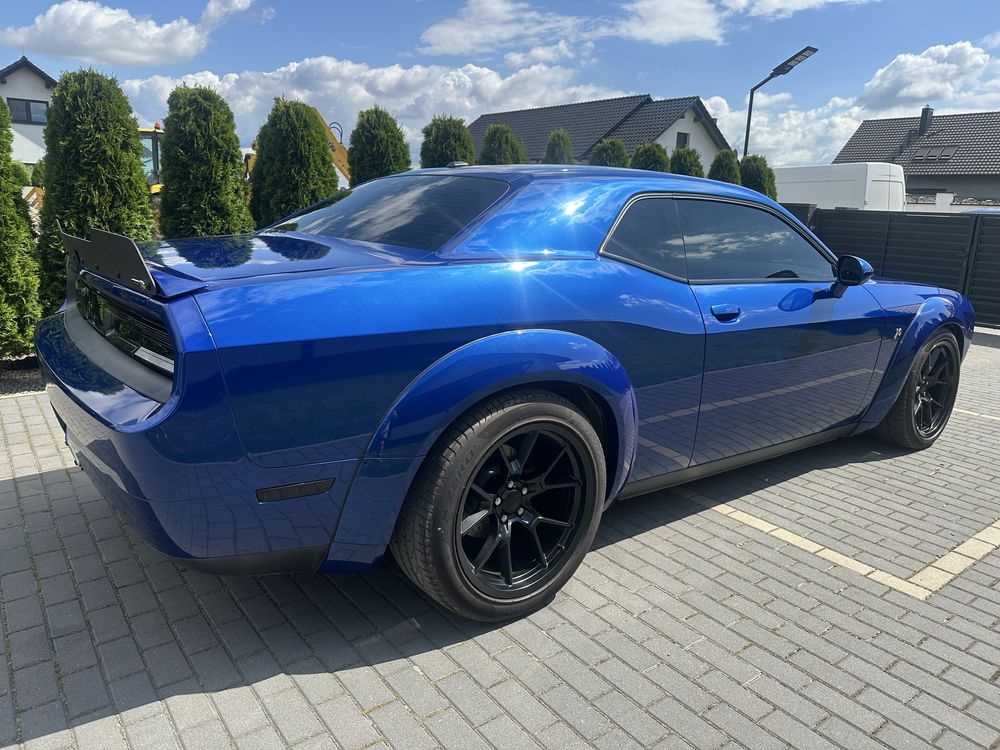 Dodge CHallenger 5.7 HEMI Manual!