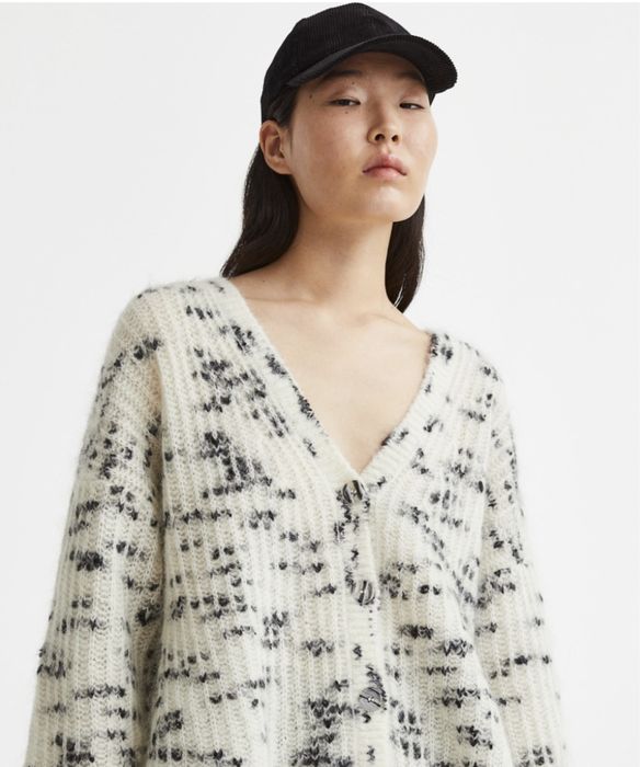 H&M Стильна жіноча чорна кепка в рубчик