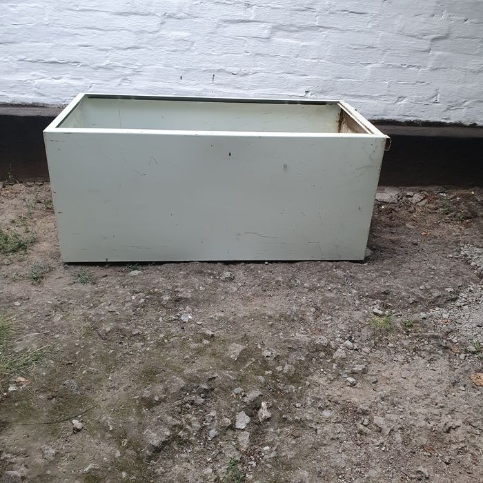 Ящик для тачки и нетолько новый металлический с холодильника Днепр 2м