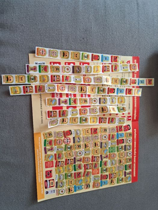 Naklejki z Biedronki 151 sztuk