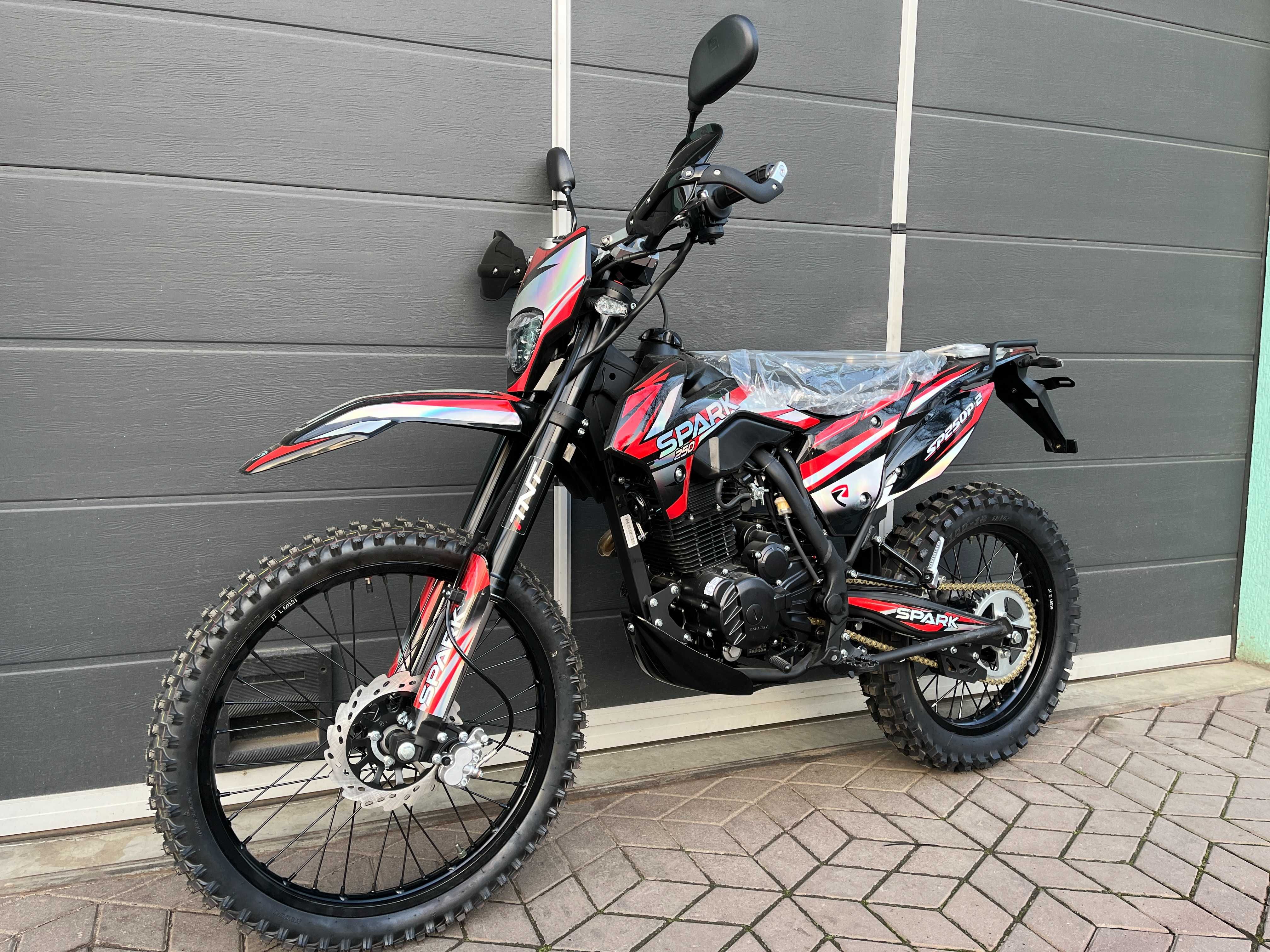 Мотоцикл Spark SP250P-2 Ендуро/Крос 21 (к. с.)