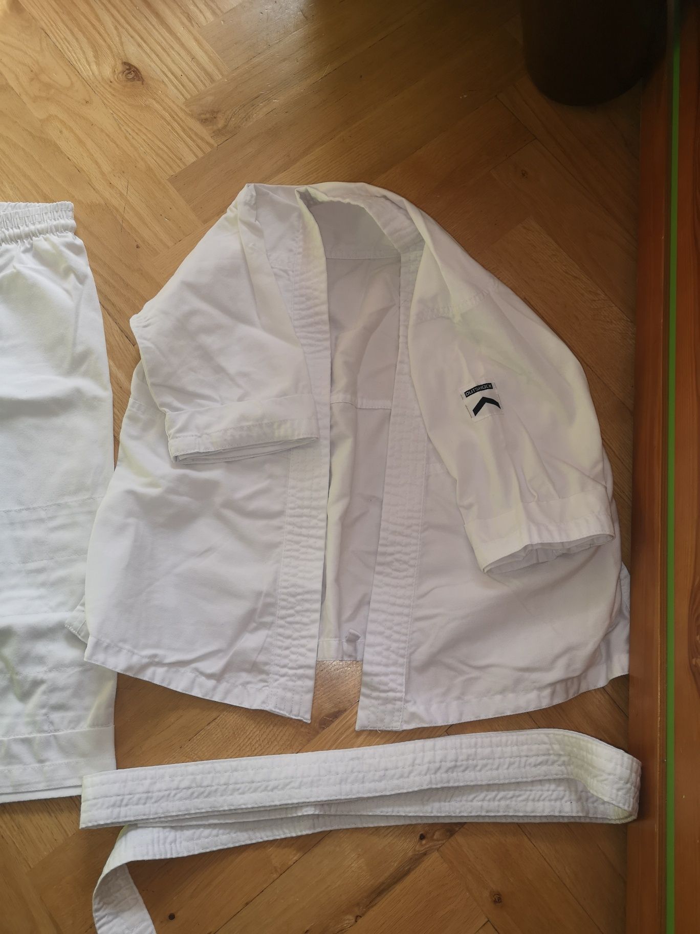 Judoka strój na judo karate pas kimono spodnie 110 - 120 decathlon