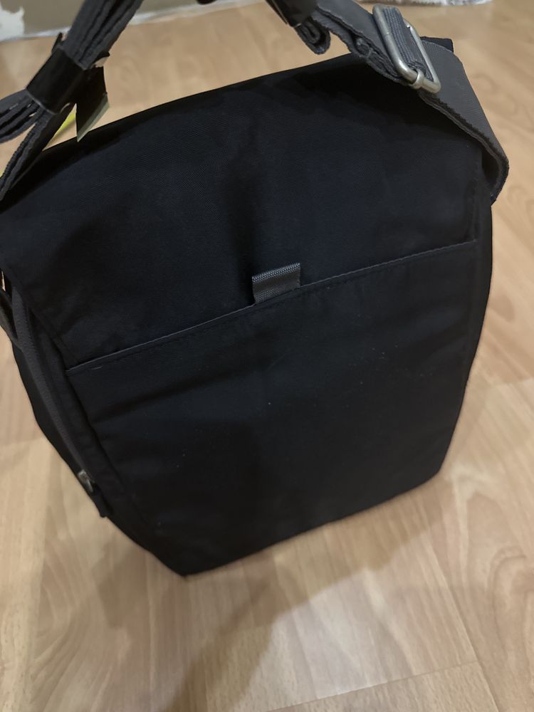 Torba na ramię na PC/tablet, Case Logic , nowa
