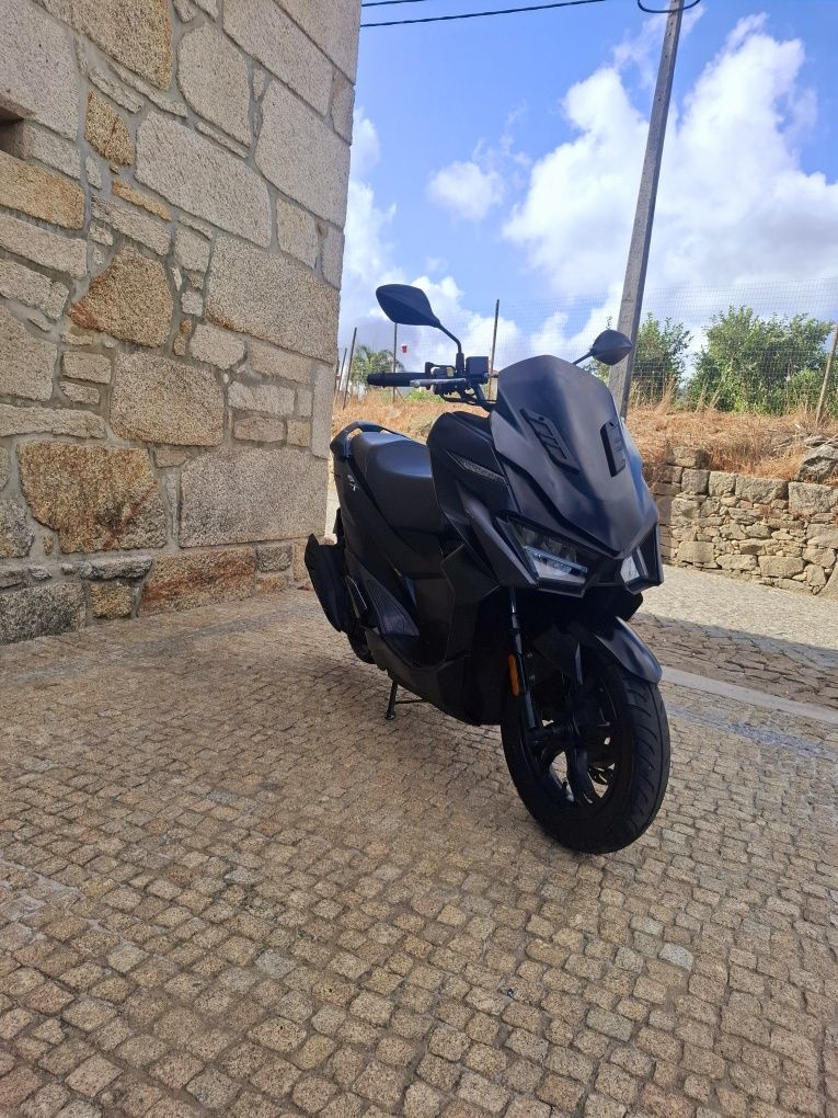 Sym jet x 125 de 2022 com apenas 25.000km